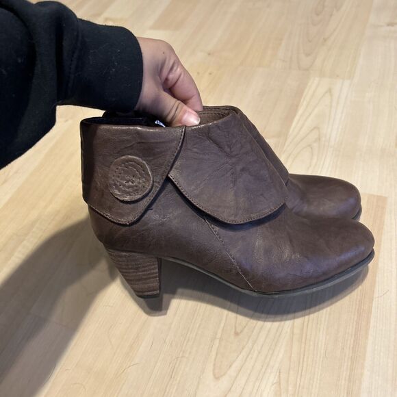 Spring Step Dark Brown Ankle Heeled Bootie Size 37 - Picture 4 of 7